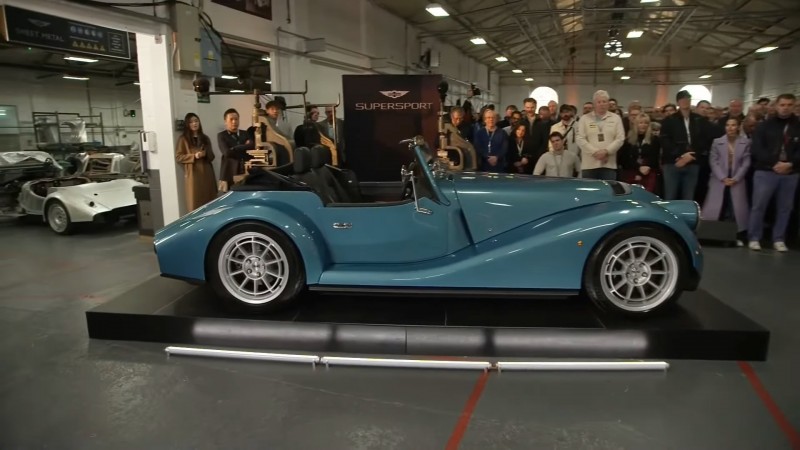 Supersport launch 01.jpg